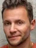 Вячеслав Манучаров